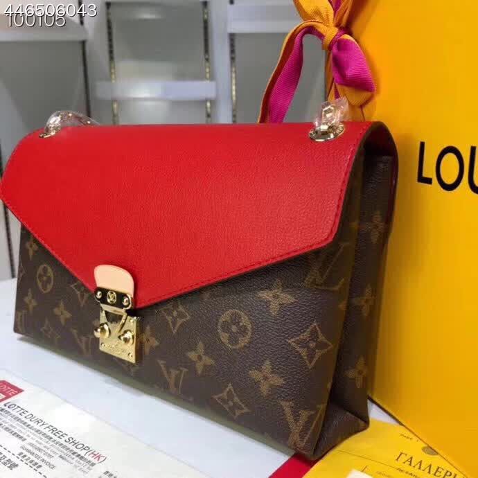 LOUIS VUITTON D140-m4200